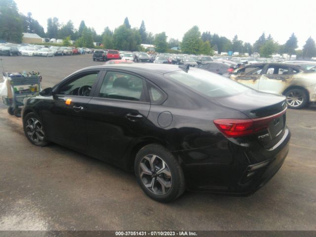 3KPF24AD6ME406889 KIA Forte Lxs