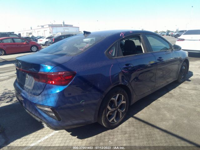 3KPF24AD1ME286290 KIA Forte Lxs
