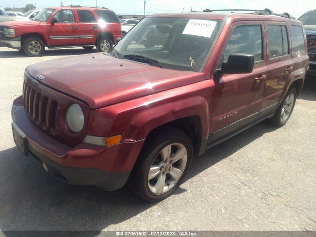 1C4NJPFB1ED825999 Jeep Patriot Latitude