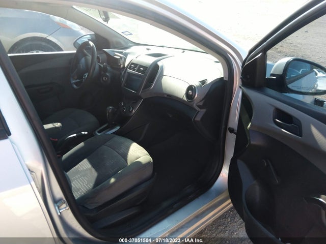 Chevrolet SONIC LS 2015 1G1JA5SH7F4157844 Image 7