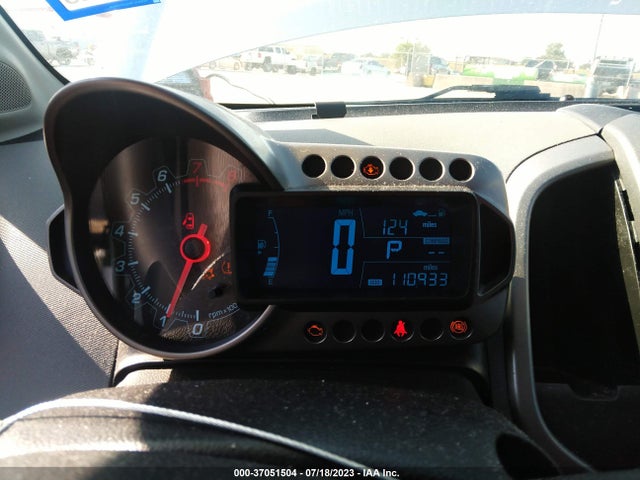Chevrolet SONIC LS 2015 1G1JA5SH7F4157844 Image 9