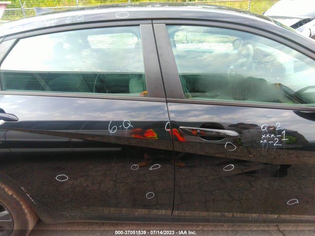 2021 HYUNDAI ELANTRA SEL VIN: 5NPLM4AG2MH011725