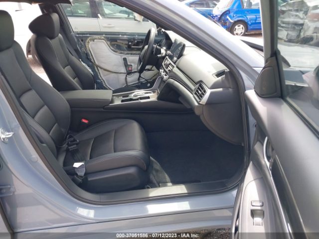 1HGCV2F38NA023704 Honda Accord Sedan Sport