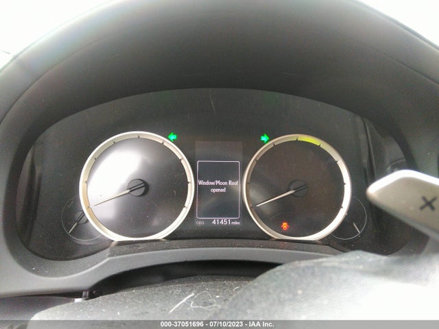 JTHBA1D22G5009513 Lexus IS 200T