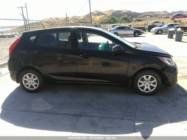2013 HYUNDAI ACCENT GS VIN: KMHCT5AE7DU103826