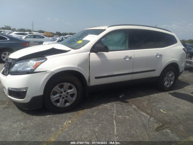 Chevrolet Traverse Ls 2014 1GNKRFED0EJ194390 Image 2