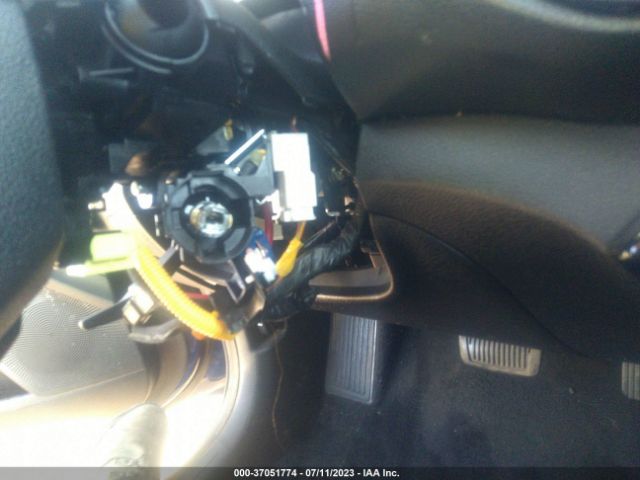 3KPF24AD9KE105949 KIA Forte Lxs
