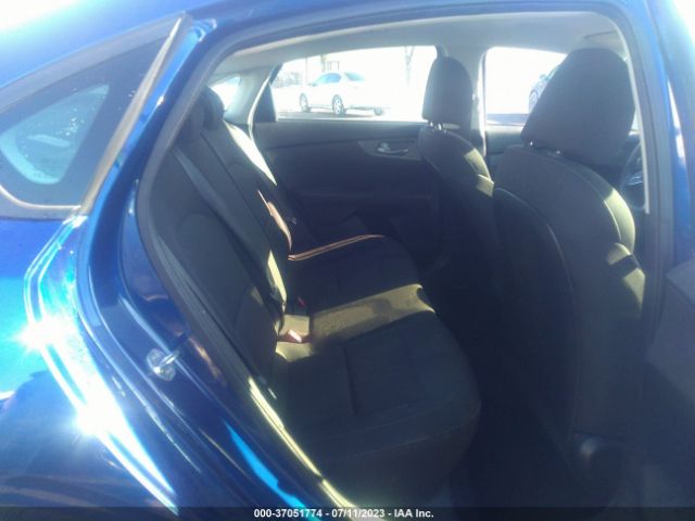 3KPF24AD9KE105949 KIA Forte Lxs