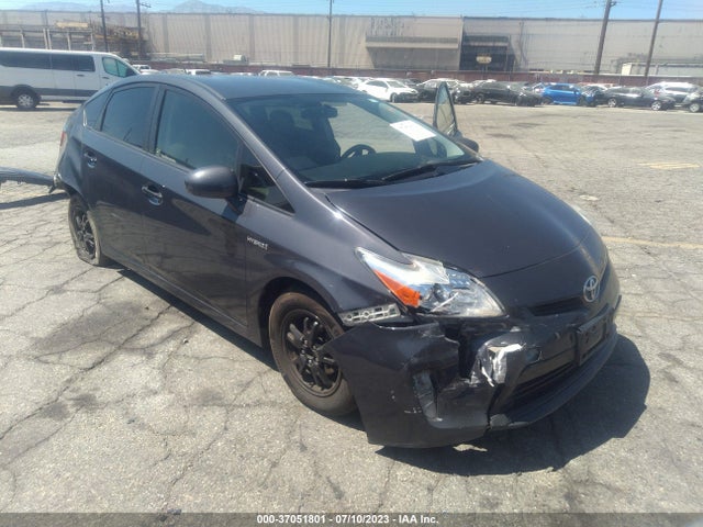 Toyota Prius Four 2015 JTDKN3DU1F0476615 Image 13