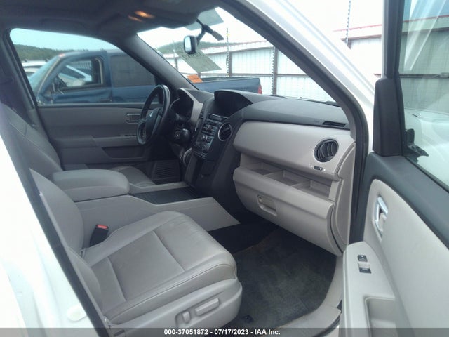 2014 HONDA PILOT EX-L VIN: 5FNYF4H53EB041448