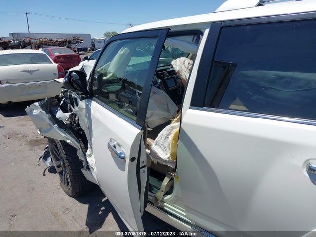 Toyota 4RUNNER SR5 2018 JTEBU5JR5J5504809 Image 12