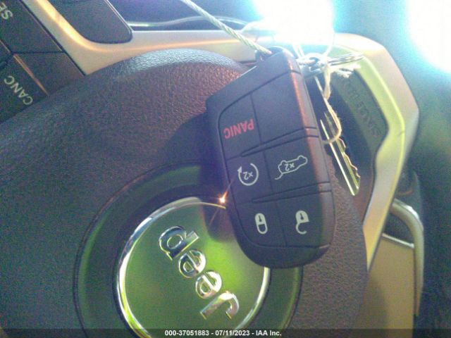 1C4RJFBG5EC580143 Jeep Grand Cherokee Limited
