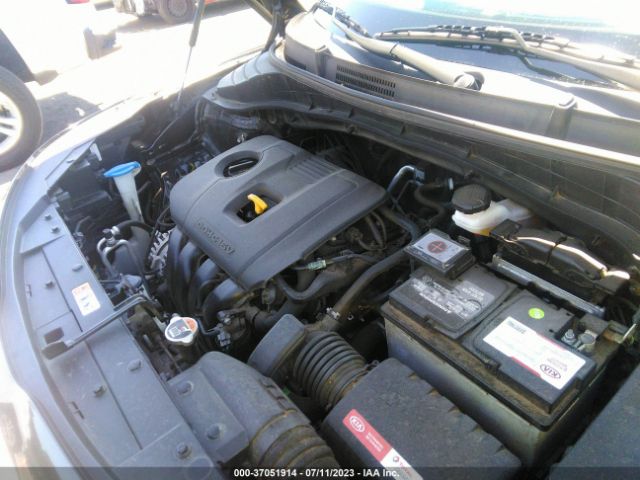KNDJ23AU9L7025976 KIA SOUL LX