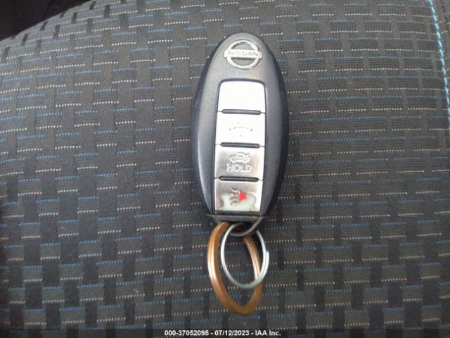 3N1AB7APXJY326143 Nissan SENTRA SR