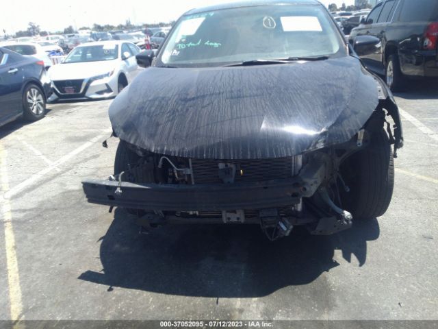 3N1AB7APXJY326143 Nissan SENTRA SR