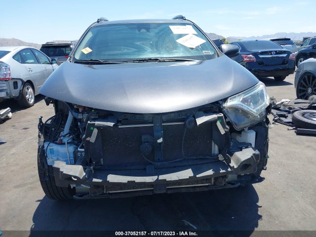 2018 TOYOTA RAV4 XLE/ADVENTURE VIN: JTMWFREV1JJ172289