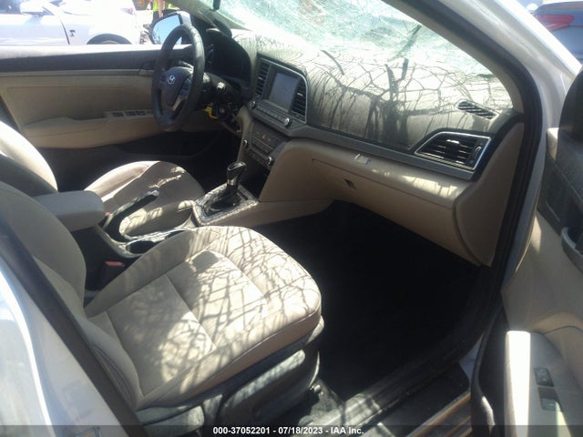 Hyundai ELANTRA SEL 2018 5NPD84LF6JH230907 Image 10