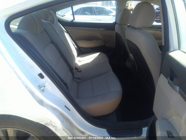 Hyundai ELANTRA SEL 2018 5NPD84LF6JH230907 Image 13