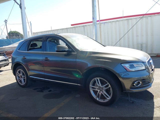 WA1LFAFP6FA093206 Audi Q5 Premium Plus