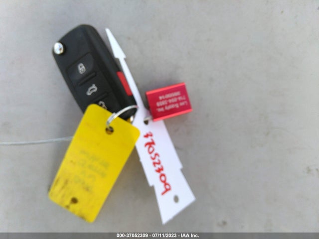 3VWD17AJ8EM407421 Volkswagen Jetta Sedan Se