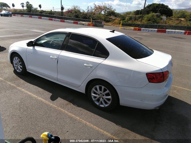3VWD17AJ8EM407421 Volkswagen Jetta Sedan Se