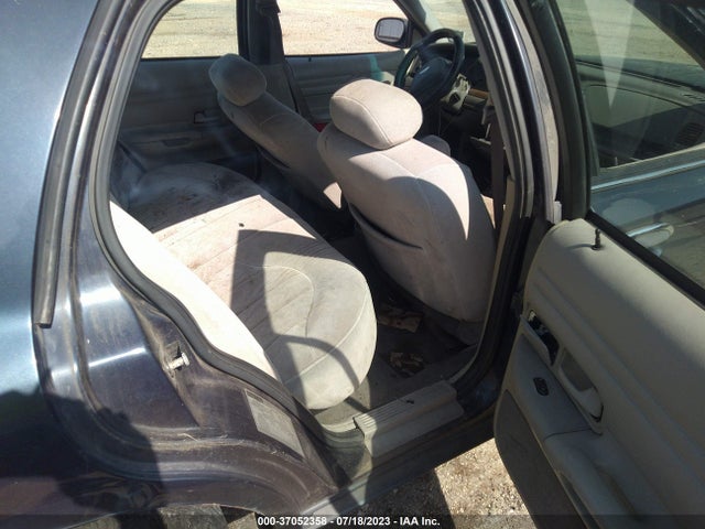 2002 FORD CROWN VICTORIA STANDARD VIN: 2FAFP73W42X113281