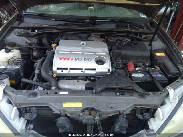 2005 TOYOTA CAMRY LE/XLE VIN: 4T1BF30K75U600634