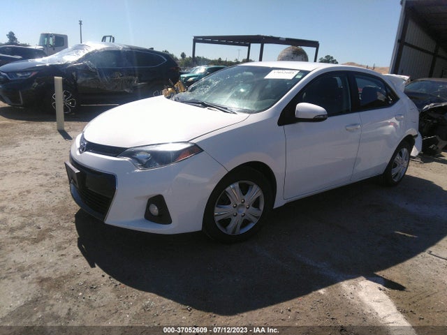 Toyota Corolla L/le/s/s Plus/le Plus 2015 5YFBURHE2FP316581 Image 2