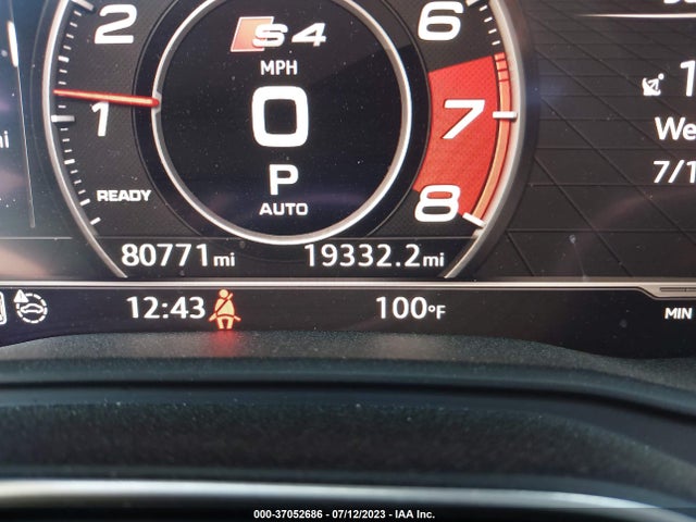 WAUB4AF49JA002402 Audi S4 Premium Plus