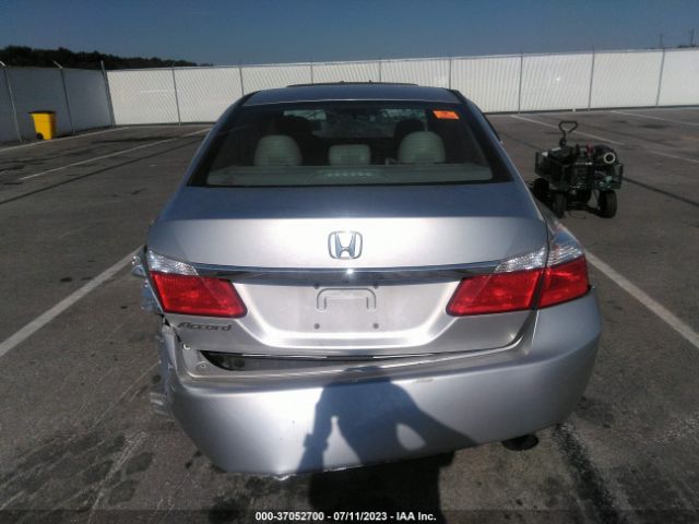 1HGCR2F75EA003479 Honda Accord Sedan Ex