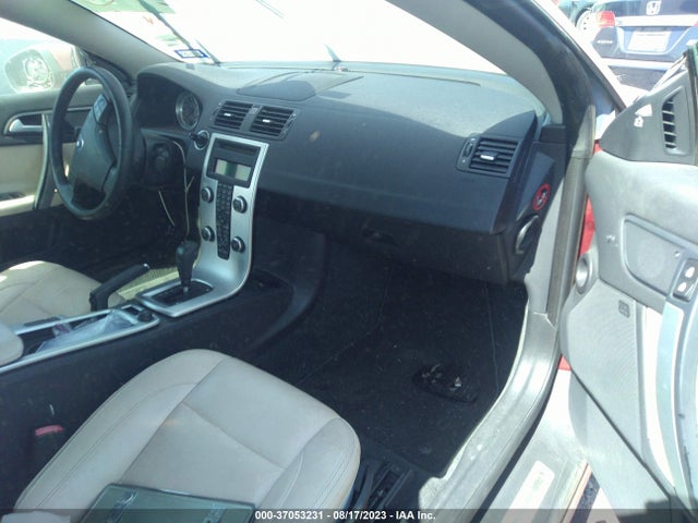 2011 VOLVO C70 T5 VIN: YV1672MC1BJ108544