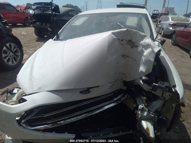 2013 FORD FUSION SE VIN: 3FA6P0H71DR250463