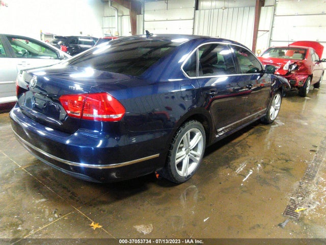 1VWCN7A34EC101433 Volkswagen Passat Tdi Sel Premium