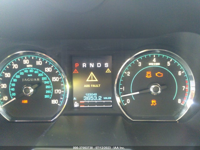 2012 JAGUAR XF PORTFOLIO VIN: SAJWA0HB5CLS51694