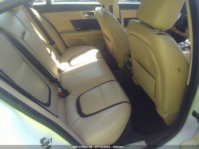 2012 JAGUAR XF PORTFOLIO VIN: SAJWA0HB5CLS51694