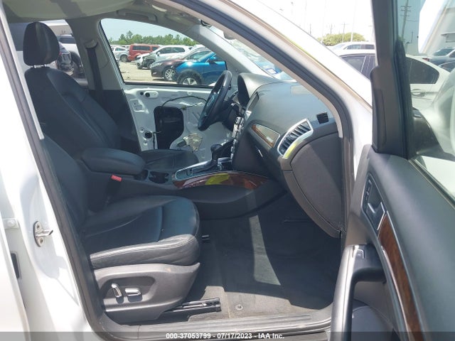 WA1CFAFP8FA040362 Audi Q5 PREMIUM