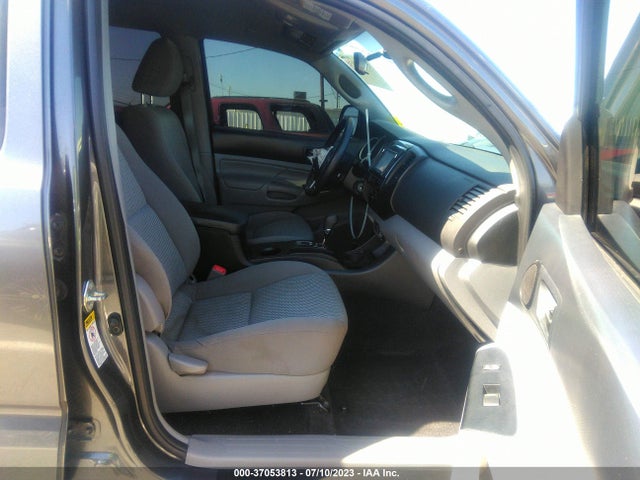 Toyota Tacoma Prerunner 2014 5TFJX4GN9EX034512 Image 5