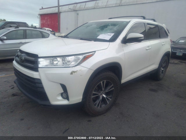 Toyota Highlander Le 2019 5TDBZRFH5KS937331 Image 2