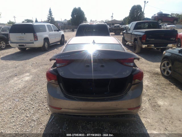 Hyundai ELANTRA SE 2015 5NPDH4AE1FH590877 Image 16
