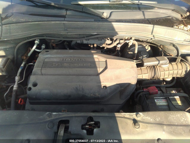 2004 HONDA PILOT EX VIN: 2HKYF18584H605190