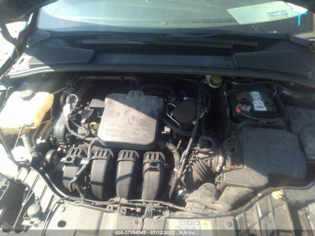1FADP3F29FL227255 Ford FOCUS SE