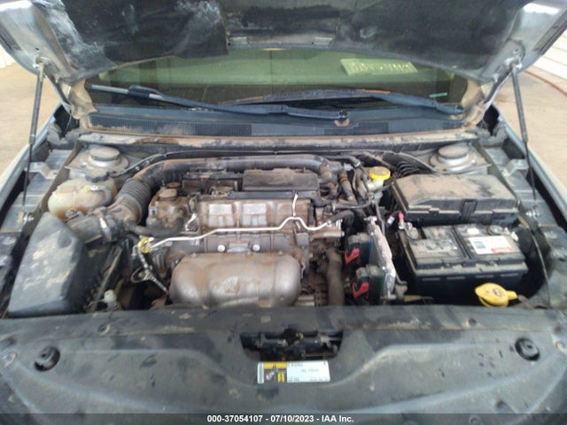 1C3CCCAB9FN738806 Chrysler 200 Limited