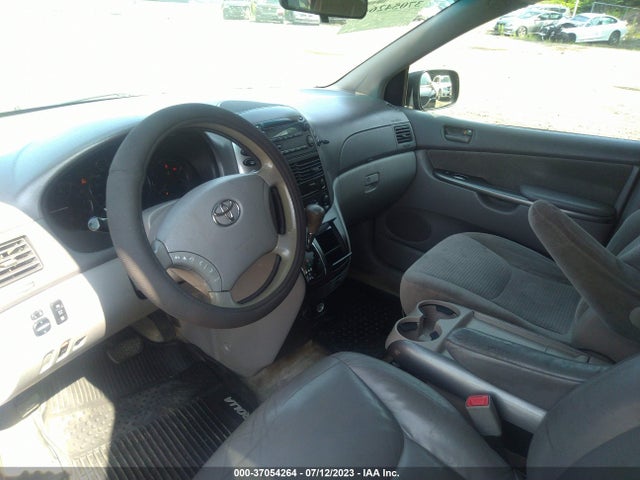 2006 TOYOTA SIENNA LE VIN: 5TDBA23C26S070581
