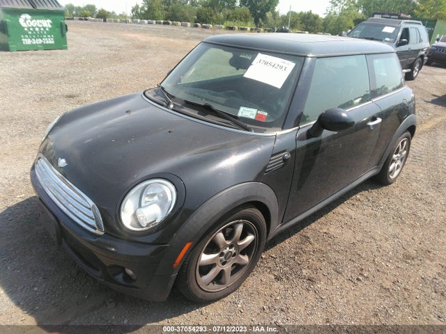 2009 MINI COOPER HARDTOP WMWMF33519TW73932 Photo 1