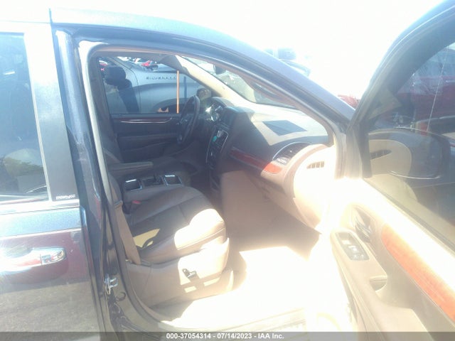 2C4RC1GG5ER169452 Chrysler Town & Country Limited