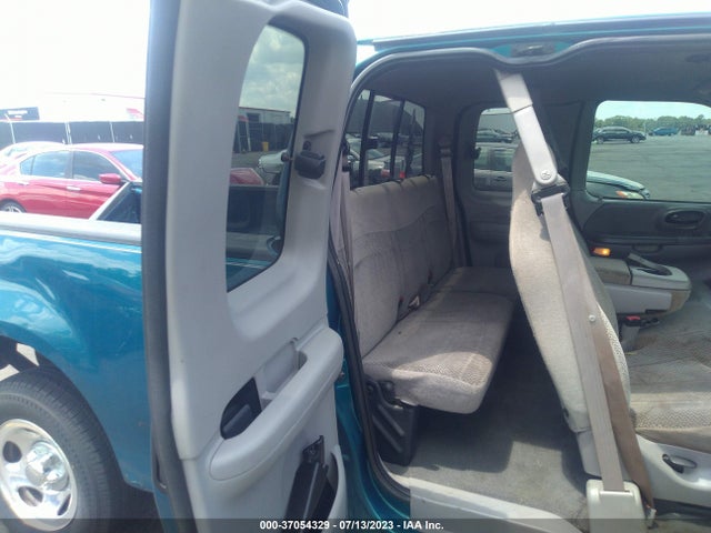 2001 FORD F-150 XL/XLT VIN: 1FTZX17261KF27630