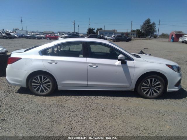 4S3BNAF69K3035553 Subaru Legacy Premium