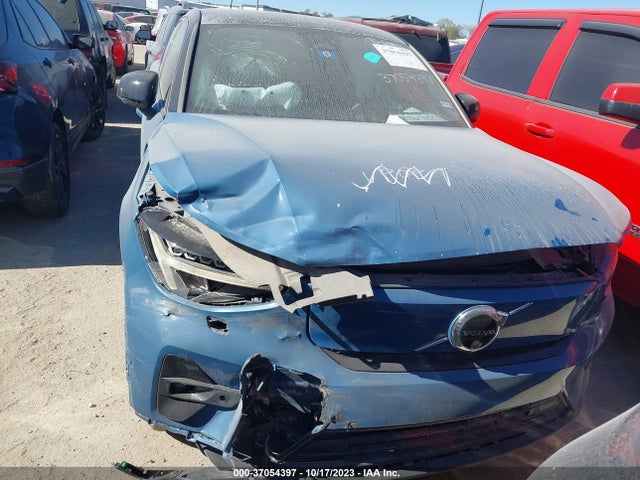 2022 Volvo C40, VIN: YV4ED3GB6N2009135