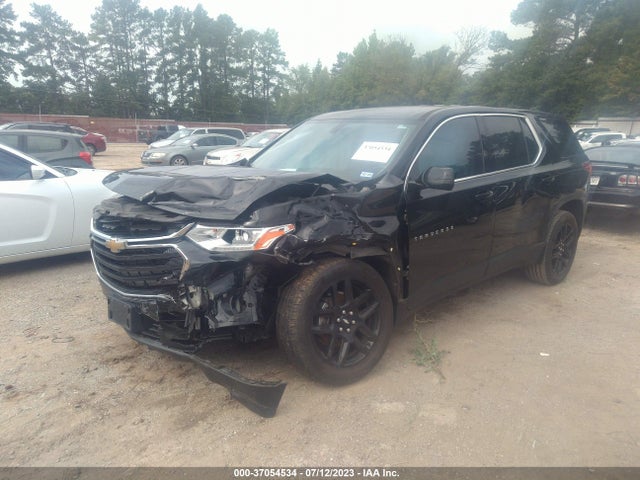Chevrolet Traverse Ls 2018 1GNERFKW8JJ252565 Image 2