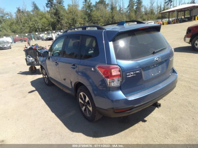 JF2SJAEC7JH560262 Subaru Forester Premium